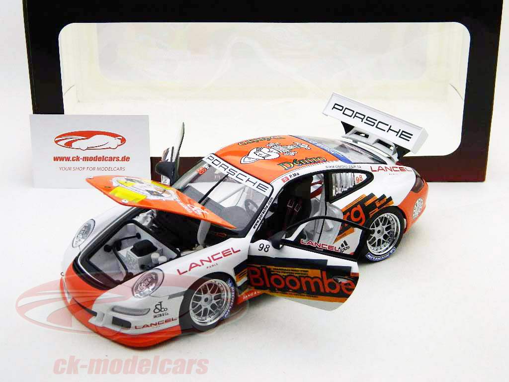 AUTOart 911 GT3 シルバー 1/18 fit=scale-down,w=1200