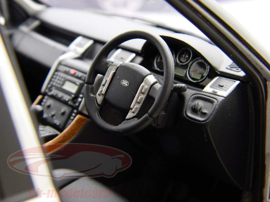 ランドローバーレンジローバースポーツBjの。2006銀/ 1時18オートアート