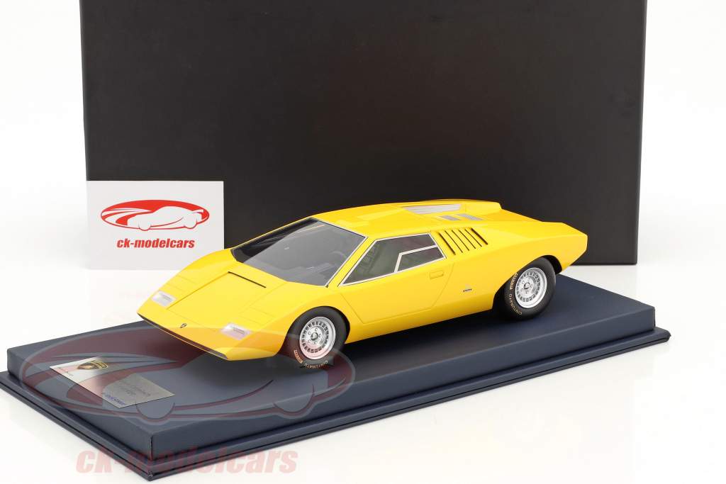 Lamborghini Countach LP 500 prototipo amarillo con escaparate 1:18 LookSmart