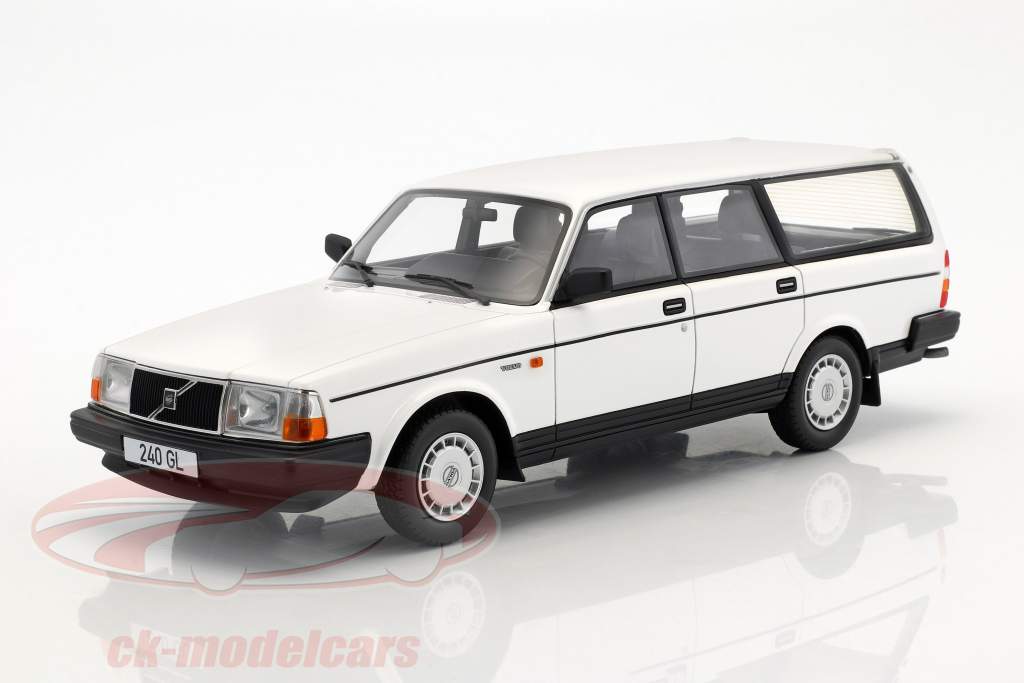 Volvo 240 GL année de construction 1989 blanc 1:18 BoS-Models