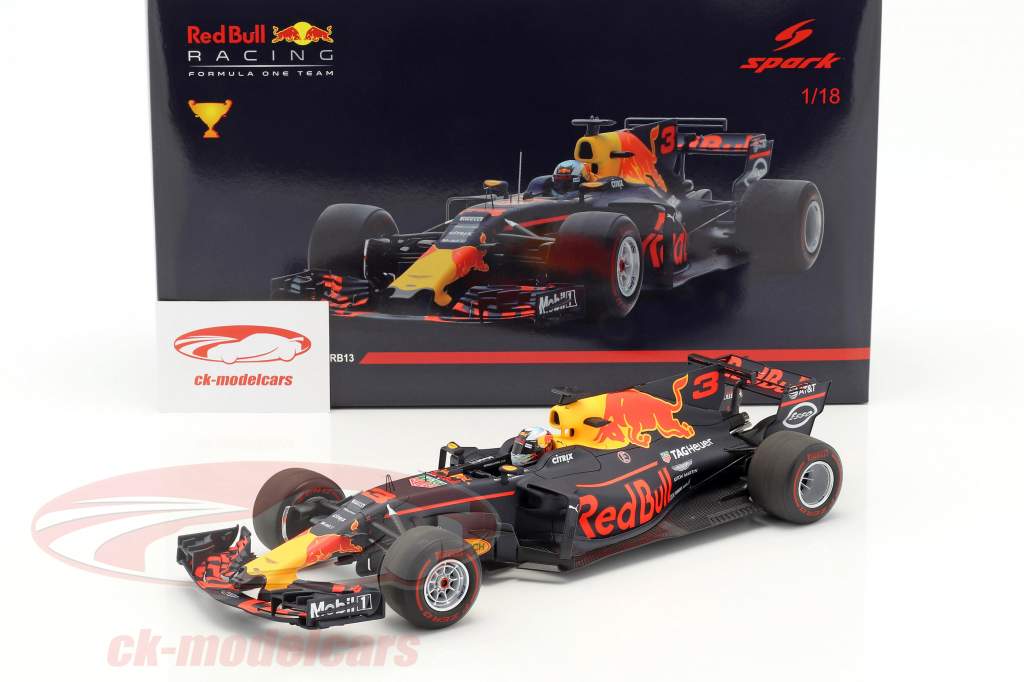 Spark 1:18 Daniel Ricciardo Red Bull RB13 #3 Winner