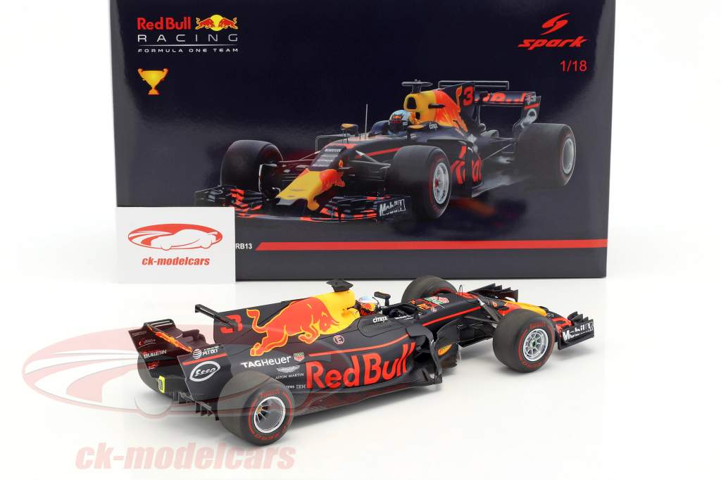 スパーク 1/43 レッドブル RB13 リカルド 2017年スペインGP スパーク 1/43 レッドブル RB13 リカルド 2017年スペインGP