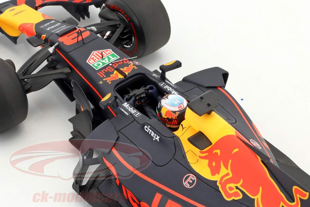 スパーク 1/43 レッドブル RB13 リカルド 2017年スペインGP Red Bull Racing RB 13 No.3 3rd Spanish GP Formula 1 2017