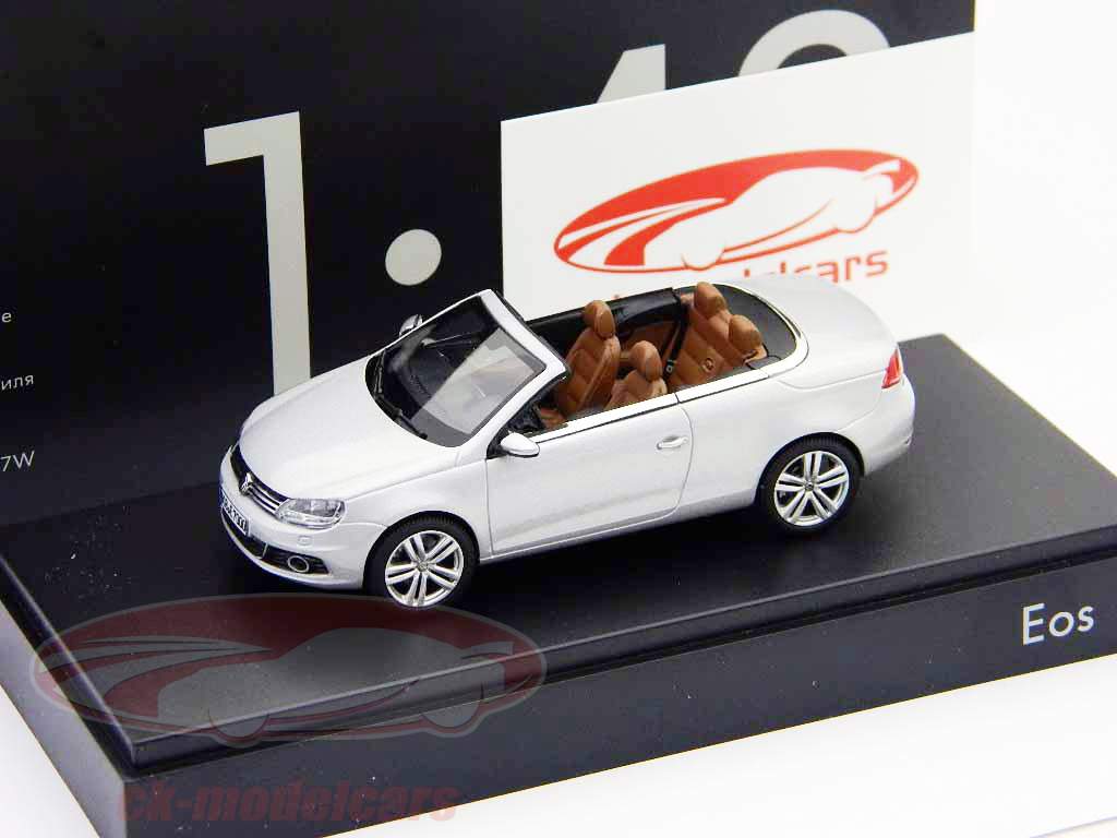 Volkswagen Eos 2011 reflexsilber metallic 1:43 Kyosho