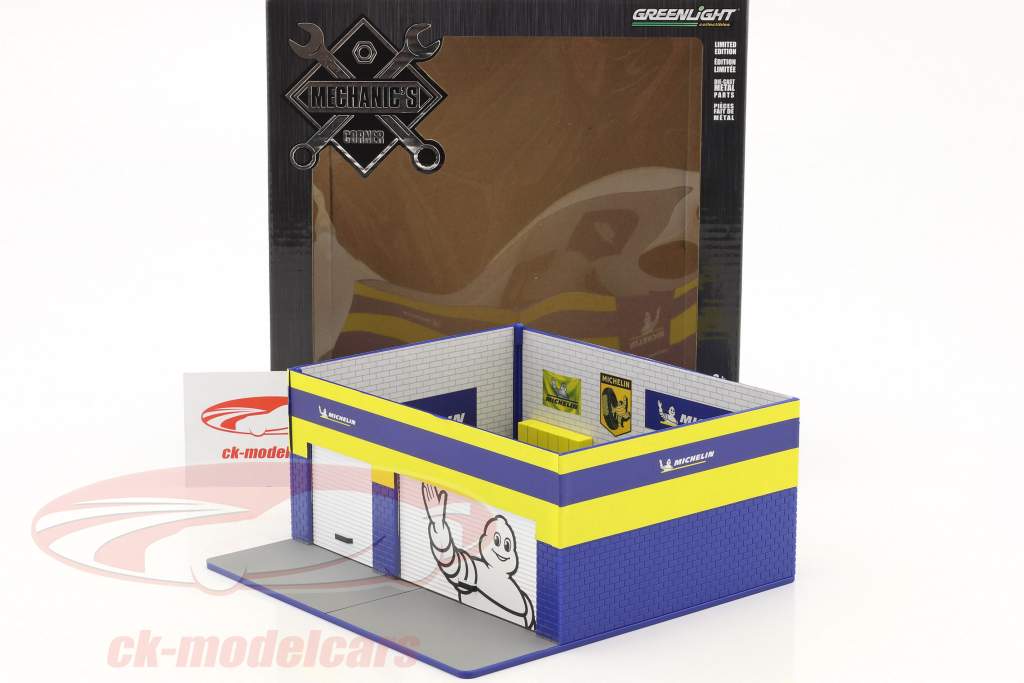 Weekend Workshop Michelin Tires Mechanic's Corner Series III 1:64 Greenlight