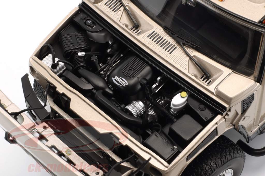 Horatio's Hummer H2 anno di costruzione 2003 serie TV CSI Miami (2002-2012) grigio chiaro metallico 1:18 Greenlight