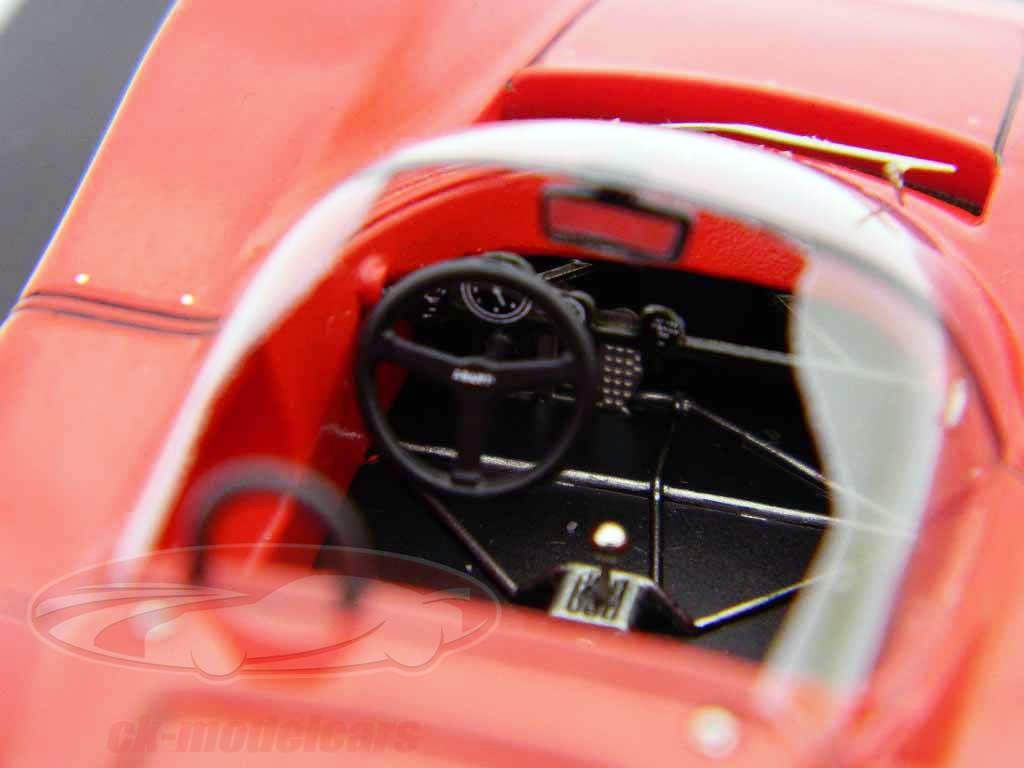 Abarth 2000 Sport Spider 1968 rood / rood Spark 1:43