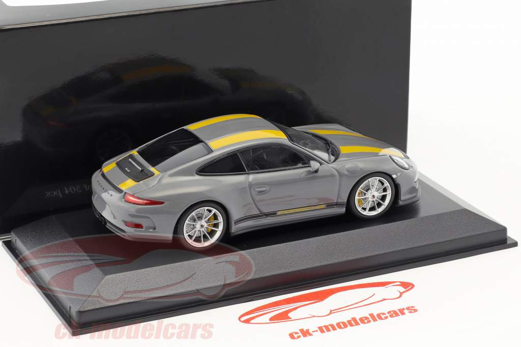 Porsche 911 (991) R year 2016 nardo gray / yellow 1:43 Minichamps