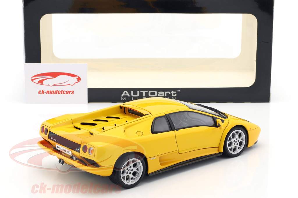 1/18 AUTOart Lamborghini Diablo 6.0 ミニカー maxresdefault.jpg