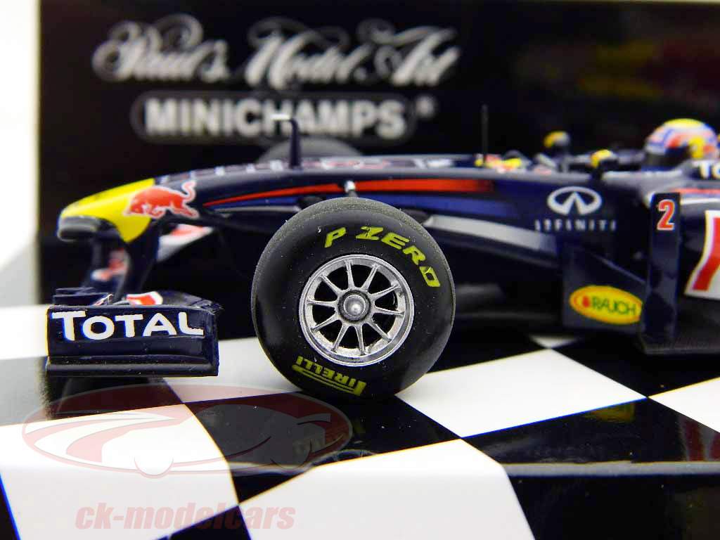 Mark Webber Red Bull Renault RB7 Formula 1 2011 1:43 Minichamps