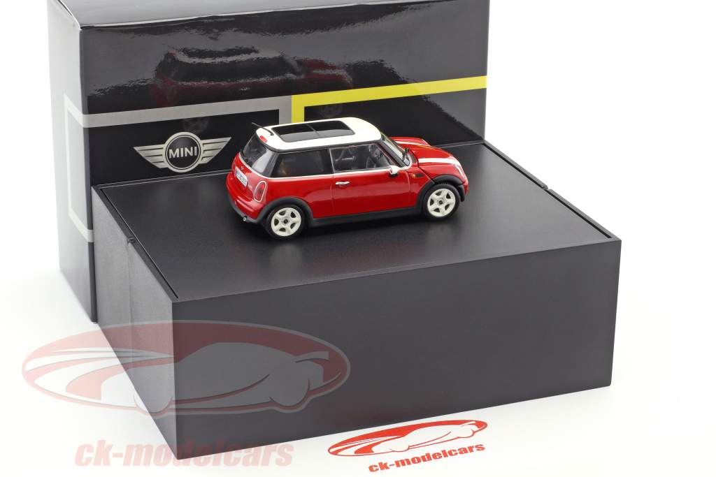 Mini Cooper rojo / blanco 1:43 Minichamps