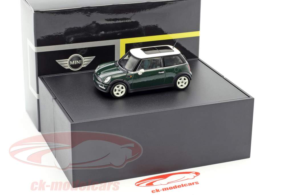 Mini Cooper vert / blanc 1:43 Minichamps