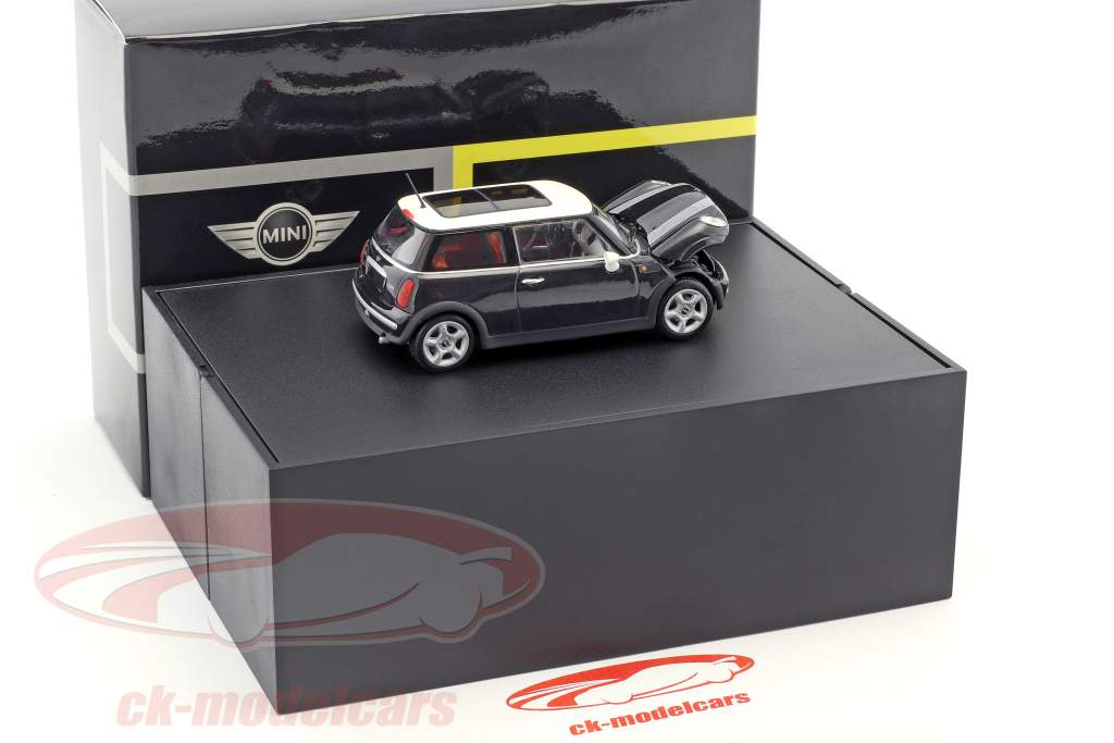 Mini Cooper noir / blanc 1:43 Minichamps