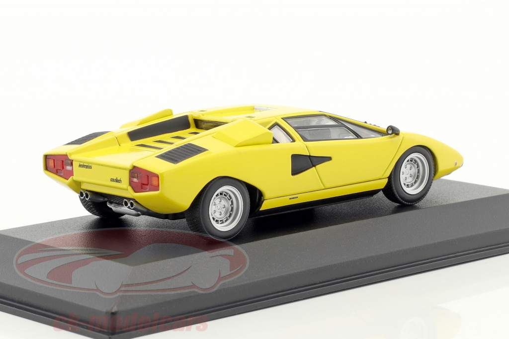 Lamborghini Countach LP400 желтый 1:43 Minichamps