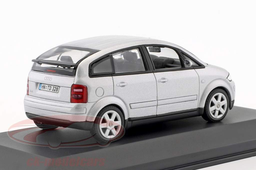 Audi A2 silver metallic 1:43 Minichamps