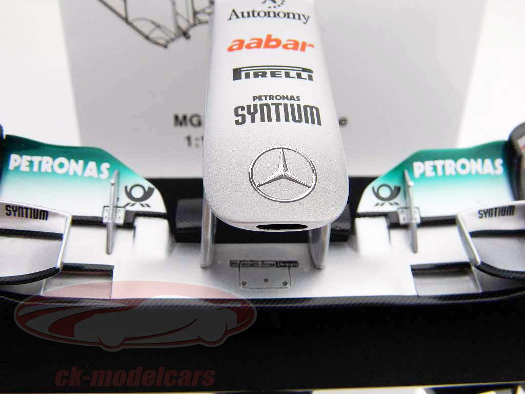 Nico Rosberg / Schumacher Formule 1 2011 1:12 amalgame Nosecone