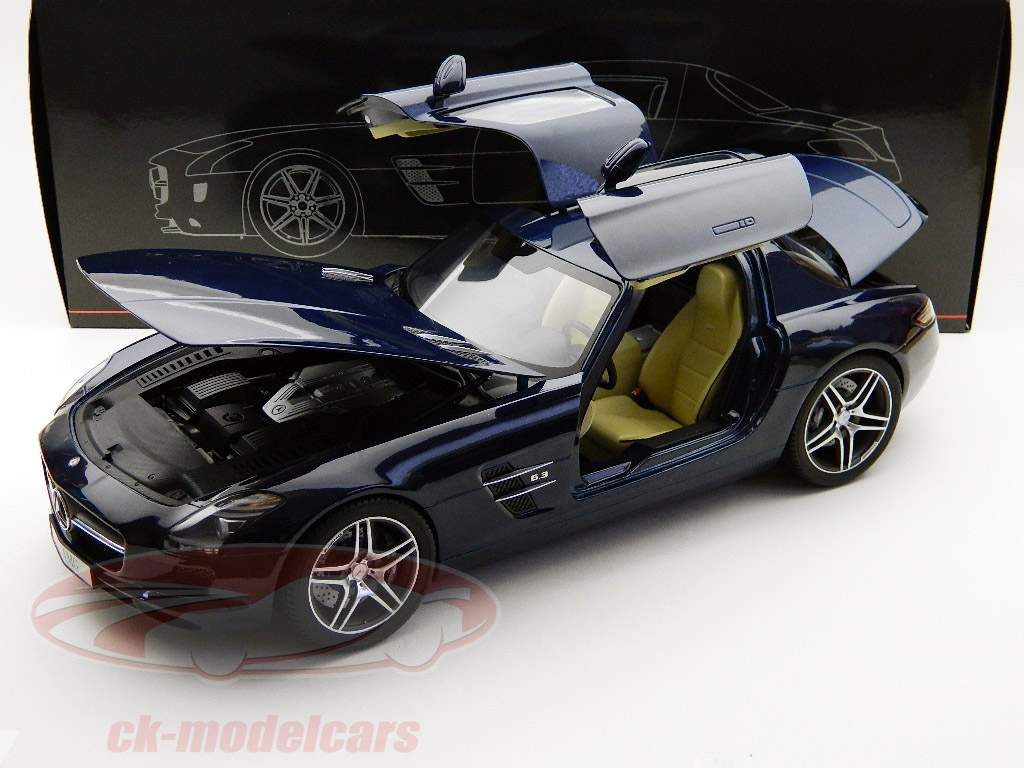 Premium Classixxs 1:12 梅赛德斯- 奔驰SLS AMG跑车代托纳蓝色