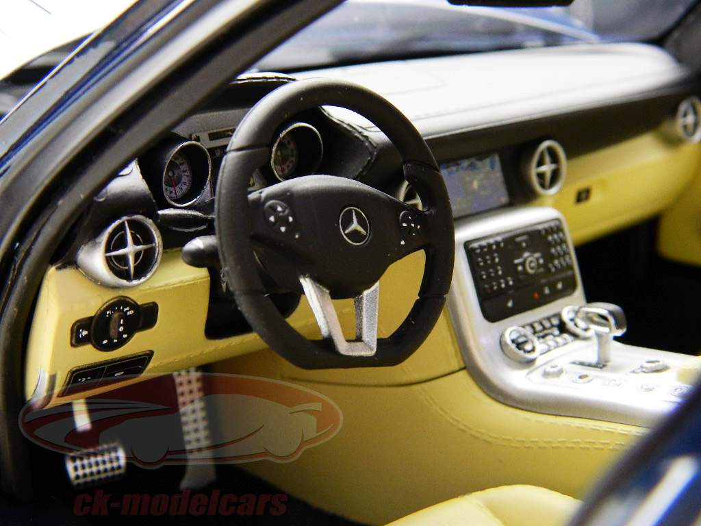 Premium ClassiXXs 1/12 メルセデス・ベンツ SLS AMG Premium Classixxs 1:12 Mercedes Benz SLS AMG Roadster brown