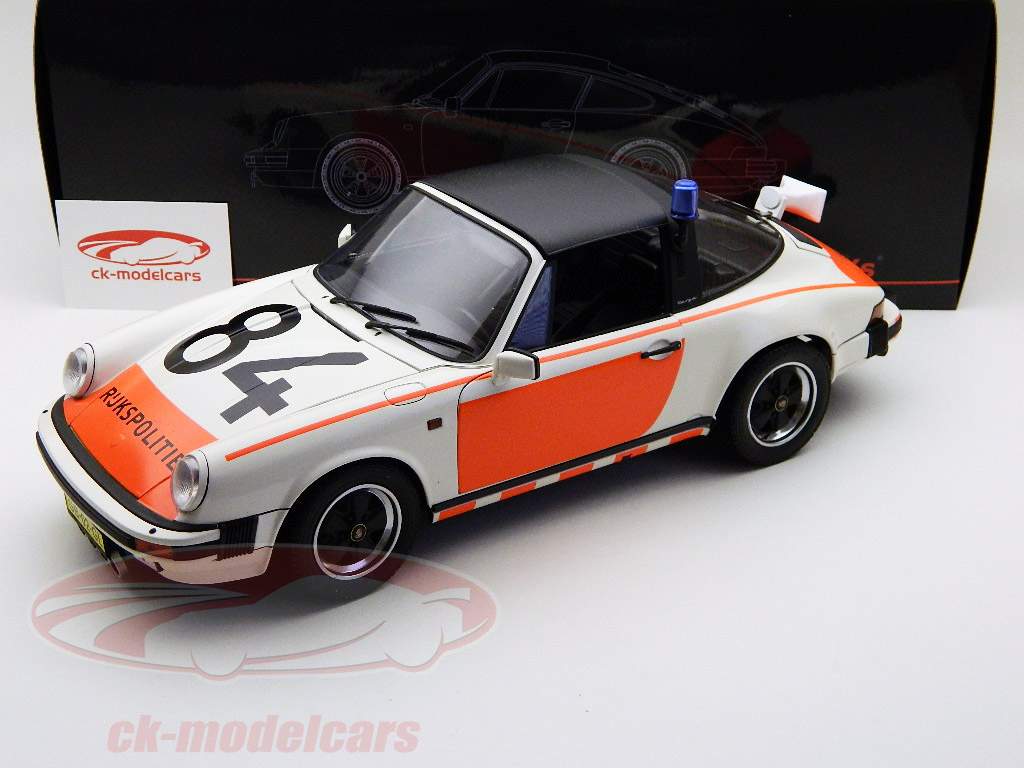 Premium ClassiXXs 1/12 Porsche 911 限定500 Premium Classixxs 1:12 Porsche 911 Carrera 3.2 with figure