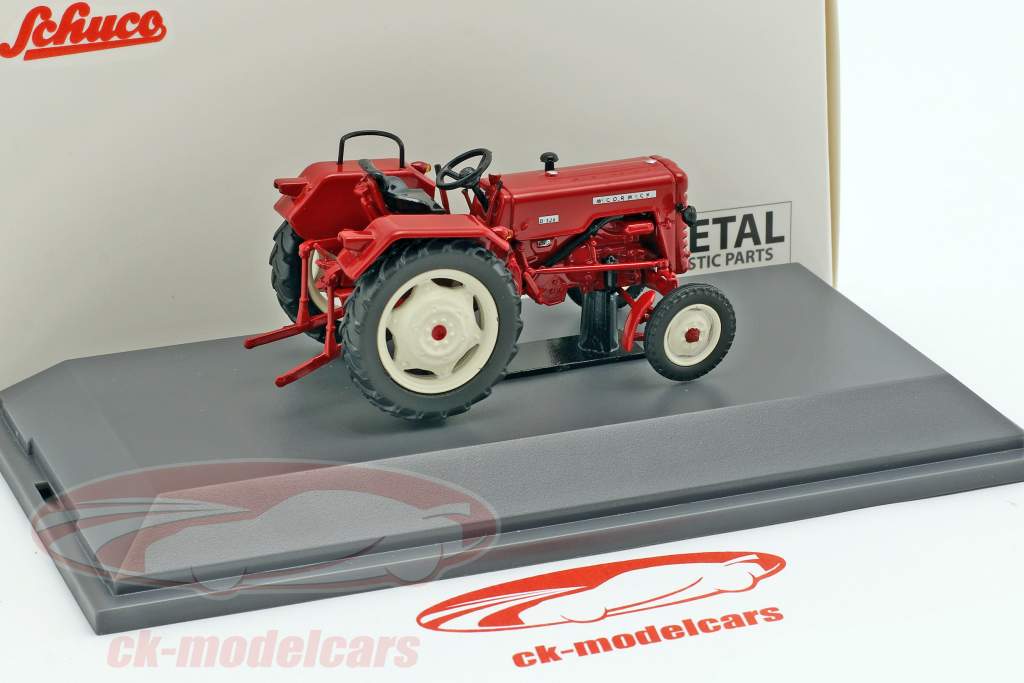 Mc Cormick D-326 tractor rood 1:43 Schuco