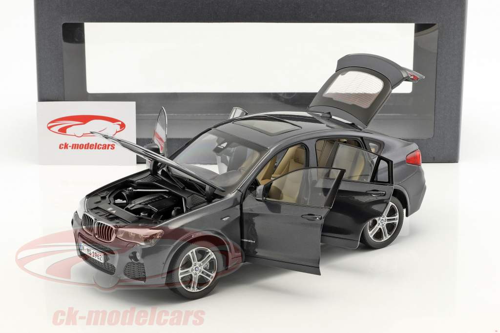 宝马 X4 F26 2014年 深铁灰色涂装 1:18 ParagonModels