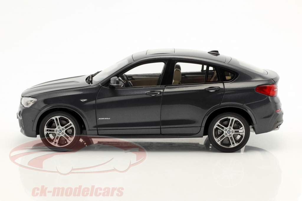 BMW X4 F26 Jaar 2014 Sophisto grijs metalen 1:18 ParagonModels