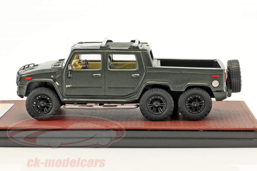 Hummer H2 SUT6 建造年份 2012 黑 1:43 GLM