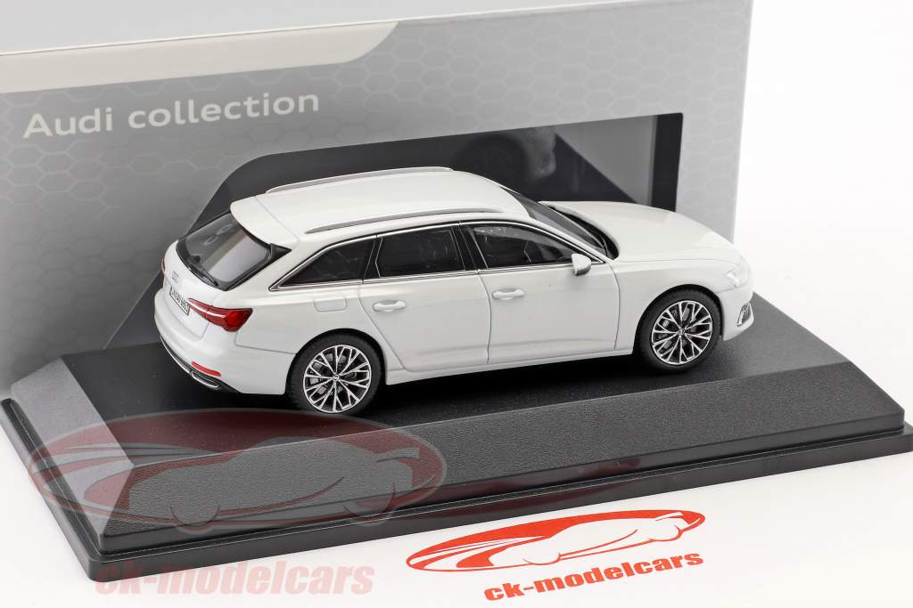 Audi A6 Avant glacier white 1:43 iScale