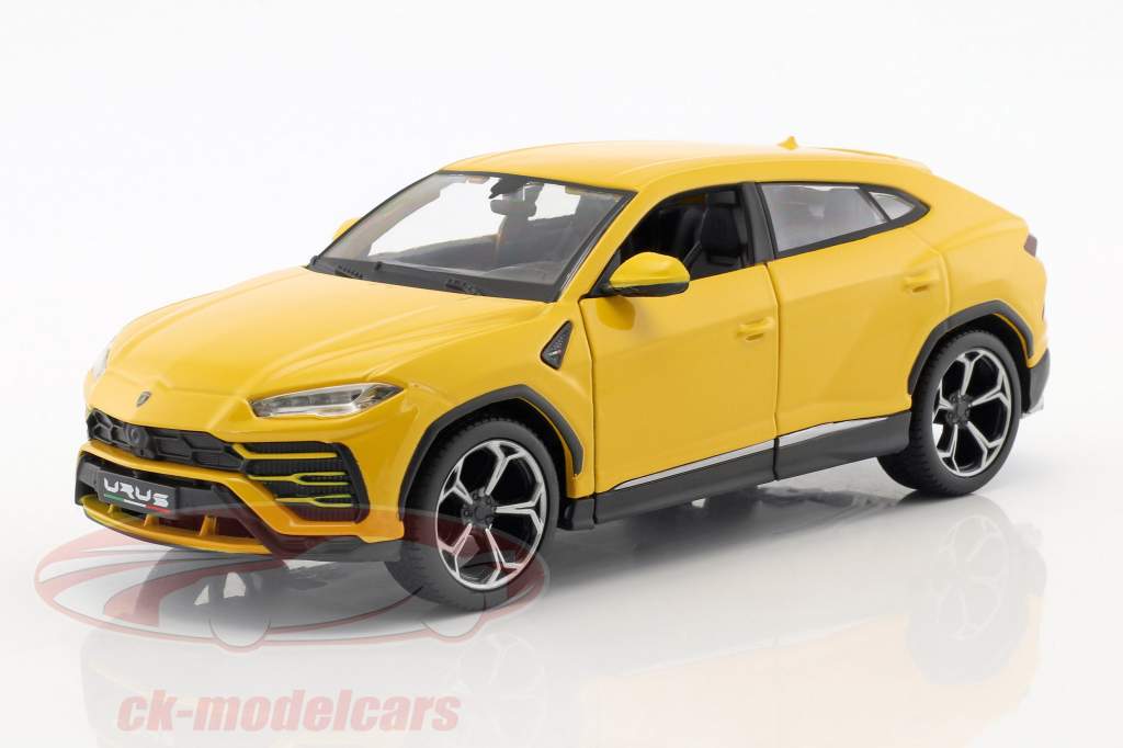 Lamborghini Urus 黄色 1:24 Maisto