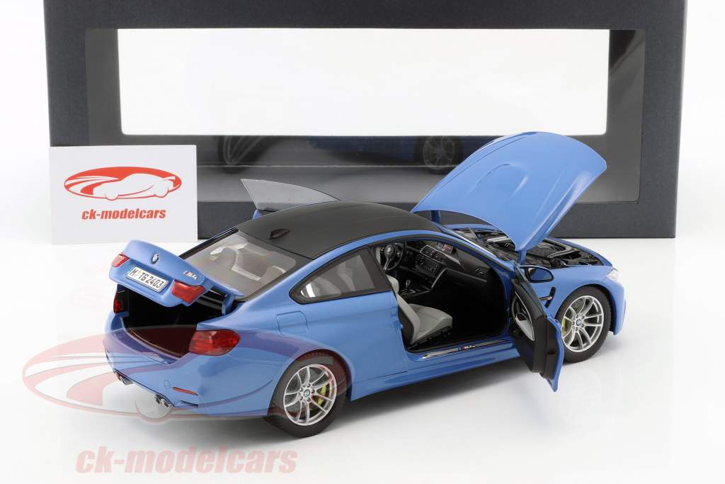 BMW M4 (F82) Coupe 年 2014 蓝色 金属的 1:18 ParagonModels