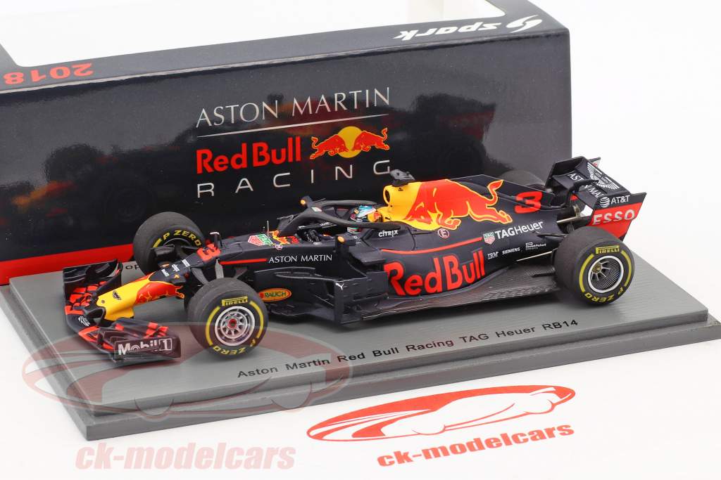 Spark 1:43 Daniel Ricciardo Red Bull Racing RB14 #3 Winner