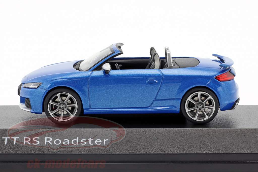 Audi TT RS Roadster ara bleu 1:43 iScale