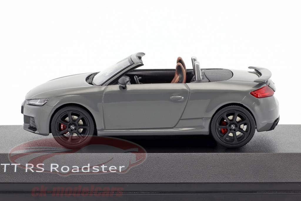 Audi TT RS Roadster nardo gris 1:43 iScale