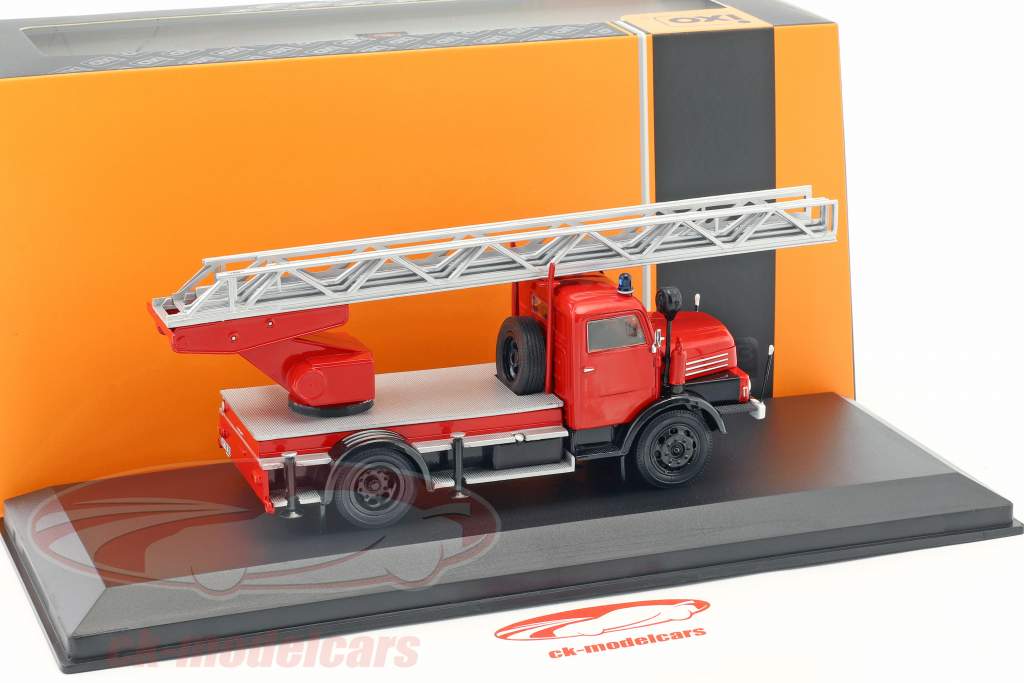 IFA S4000 DL пожарное депо с лестница красный 1:43 Ixo