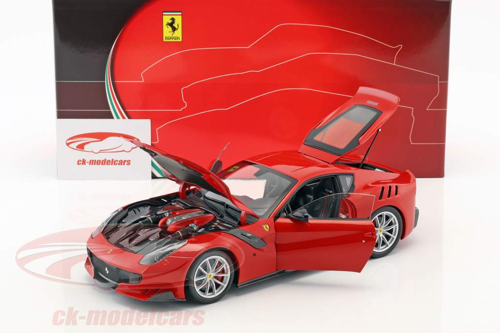 Ferrari F12 TDF Год постройки 2016 corsa красный 1:18 BBR