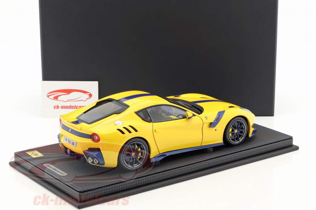 Ferrari F12 TDF modena gul 1:18 BBR
