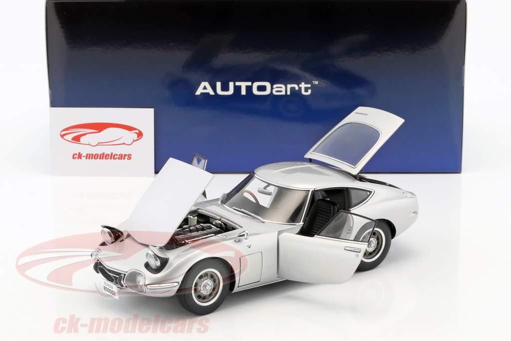 Toyota 2000 GT coupe anno di costruzione 1965 argento 1:18 AUTOart
