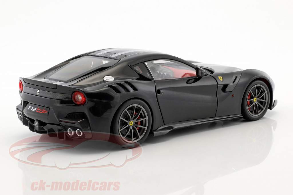 Ferrari F12 TDF Byggeår 2016 daytona sort 1:18 BBR
