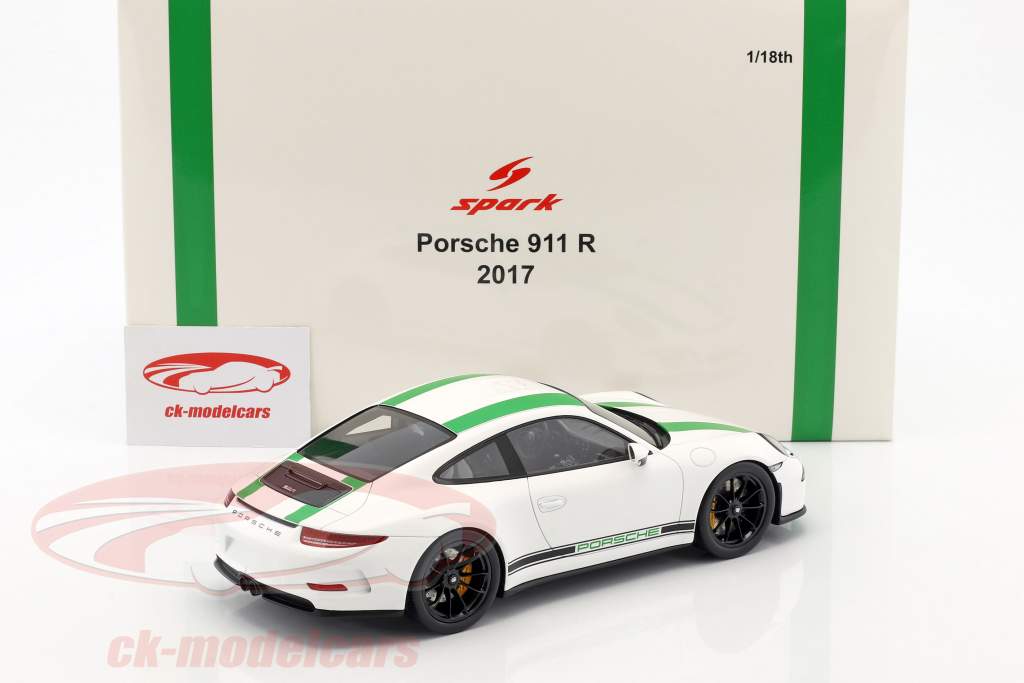 Porsche 911 R année de construction 2017 blanc / vert 1:18 Spark