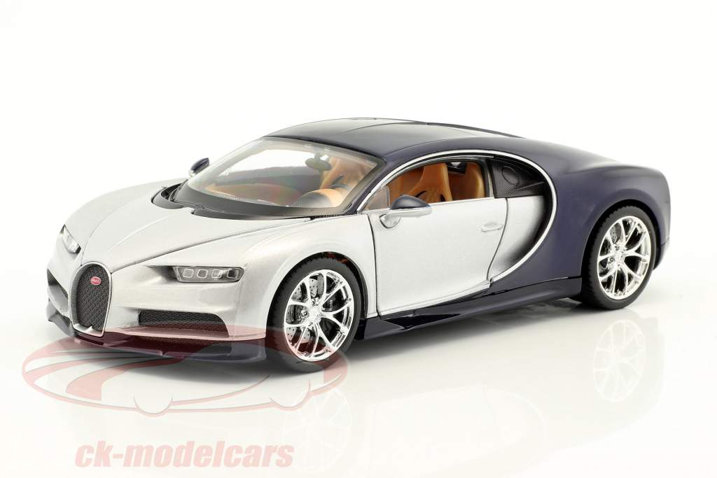 Bugatti Chiron Opførselsår 2017 sølv / blå 1:24 Welly