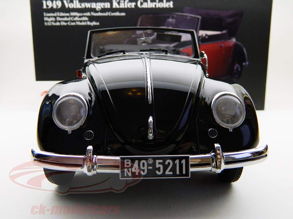 。フォルクスワーゲンビートルカブリオレ1958年黒 - 黒/赤 - 赤サンスター1時12分