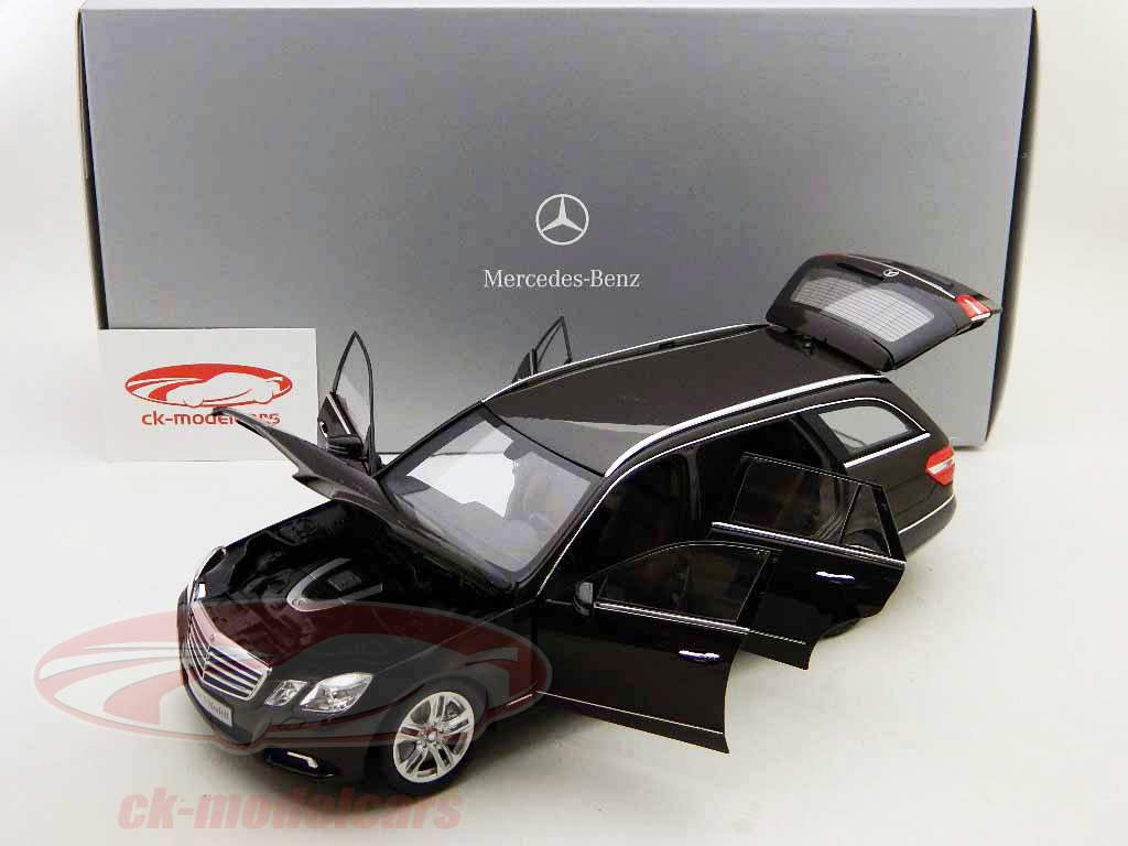 Mercedes-Benz E-Klasse T-Modell cuprit brown metallic 1:18 PMA