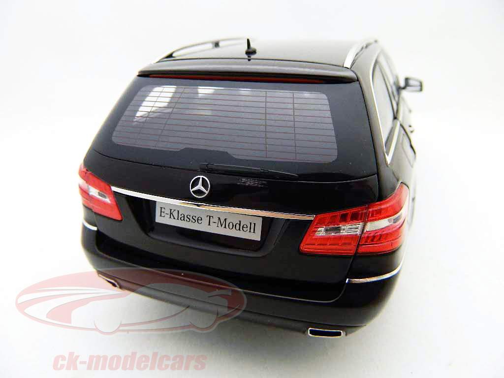 Mercedes-Benz E-Klasse T-Modell cuprit brown metallic 1:18 PMA