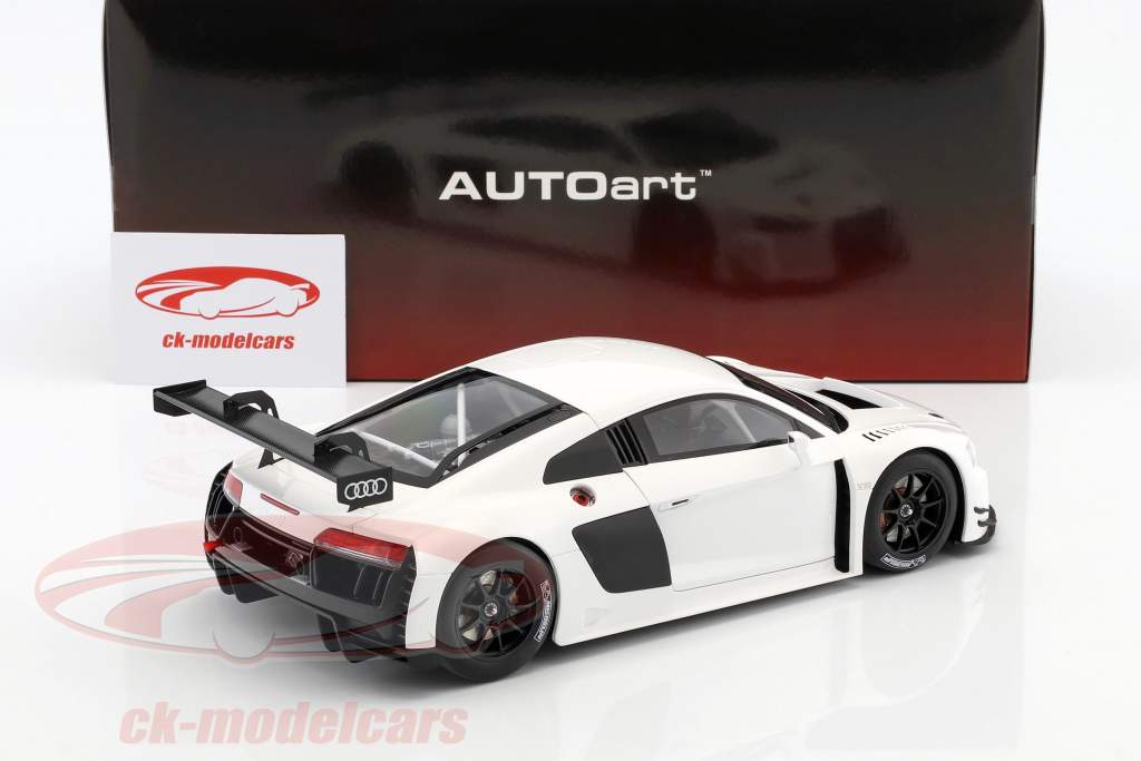 Audi R8 LMS Plain Body Version Opførselsår 2016 hvid 1:18 AUTOart