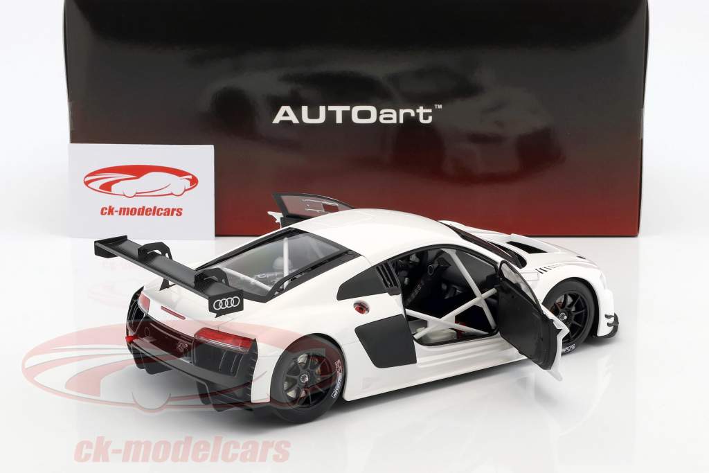 Audi R8 LMS Plain Body Version Opførselsår 2016 hvid 1:18 AUTOart
