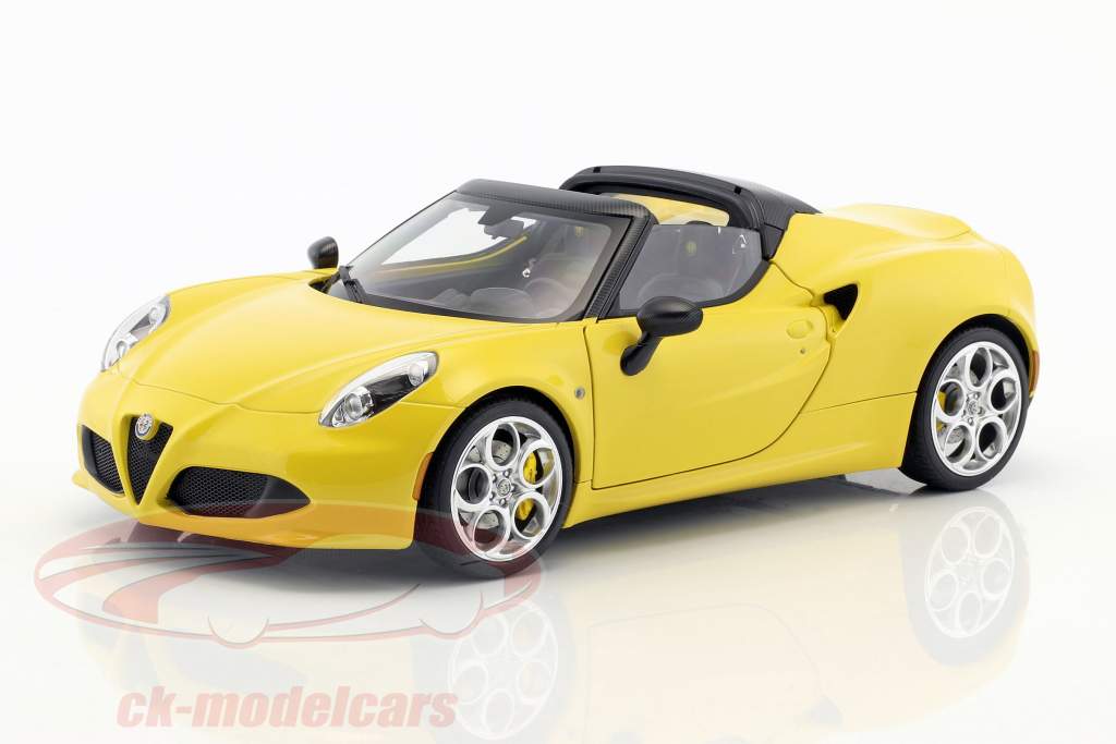 Alfa Romeo 4C Spider with removable Top year 2015 yellow 1:18 AUTOart