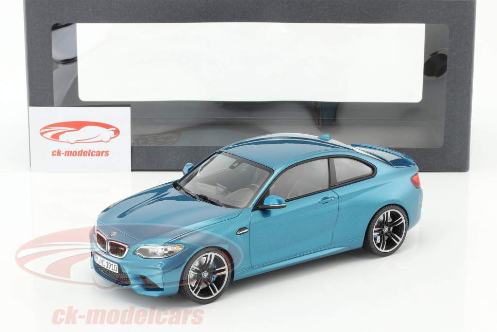 BMW M2 Coupe Год постройки 2016 long beach синий 1:18 Minichamps