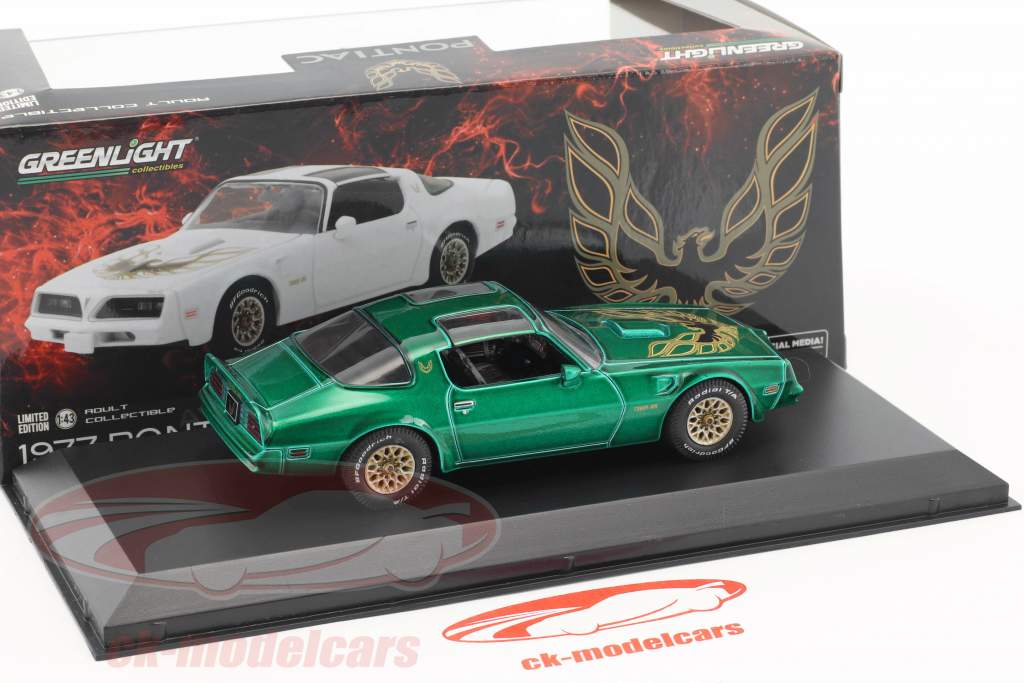 Pontiac Firebird Trans Am Год постройки 1977 зеленый 1:43 Greenlight