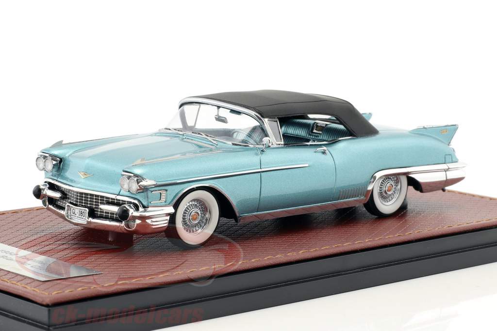 Cadillac Eldorado Biarritz Closed Top Год постройки 1958 светло-голубой металлический 1:43 GLM