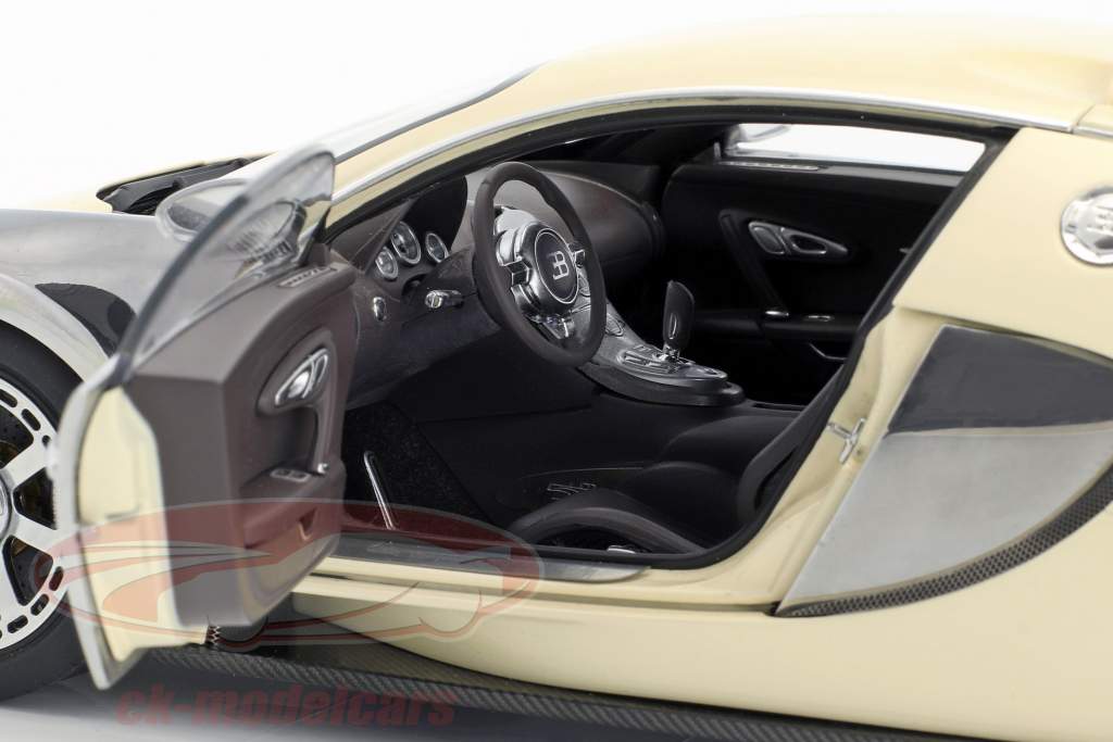 Bugatti Veyron EB 16.4 Año 2009 Blanco 1:18 AUTOart